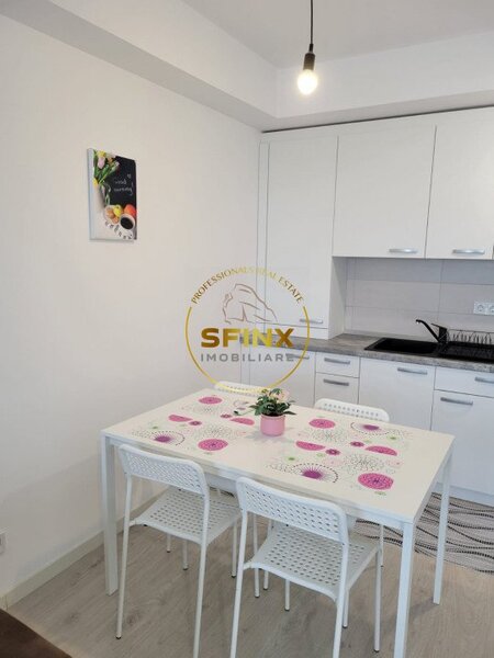 Basarabia Hercesa 2 camere centrala gaz, parcare, metrou Costin Georgian