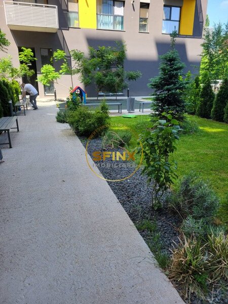 Basarabia Hercesa 2 camere centrala gaz, parcare, metrou Costin Georgian